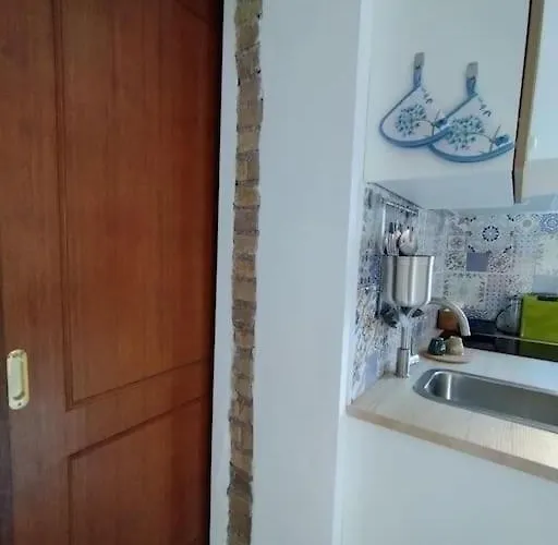Апартаменты Angolo De Trastevere - Accogliente E Silenzioso Рим